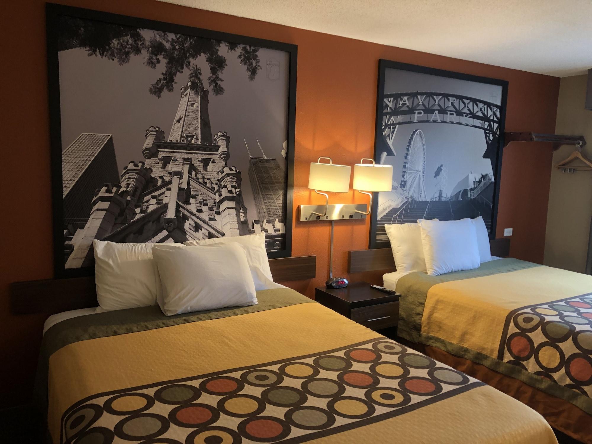 Super 8 By Wyndham Crystal Lake Luaran gambar